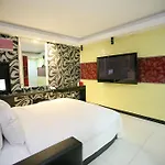 David Hotel